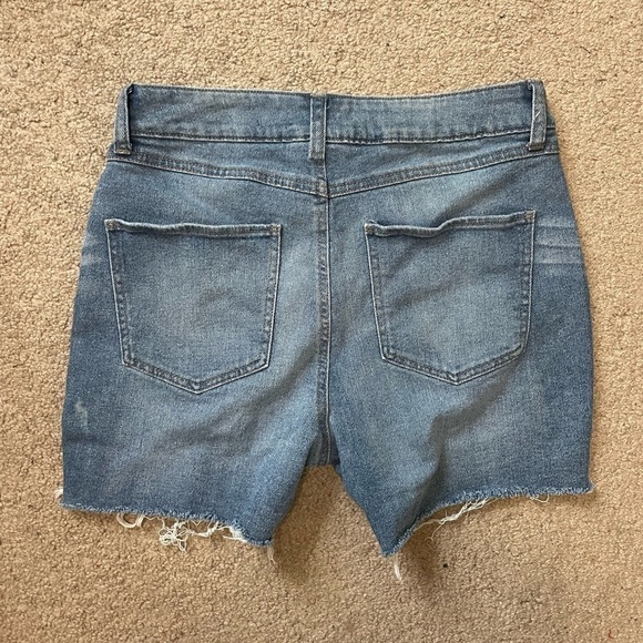 Super high rise distressed shorts by ReWash Size 9/29 - Picture 3 of 8